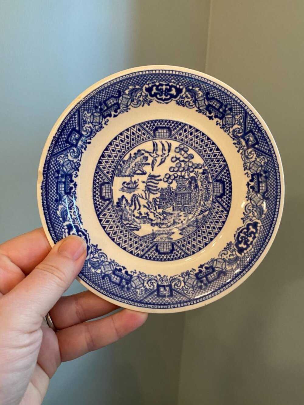 Royal China Blue Willow Saucer Plate 6-Inch Vintage China With Classic Blue & Wh